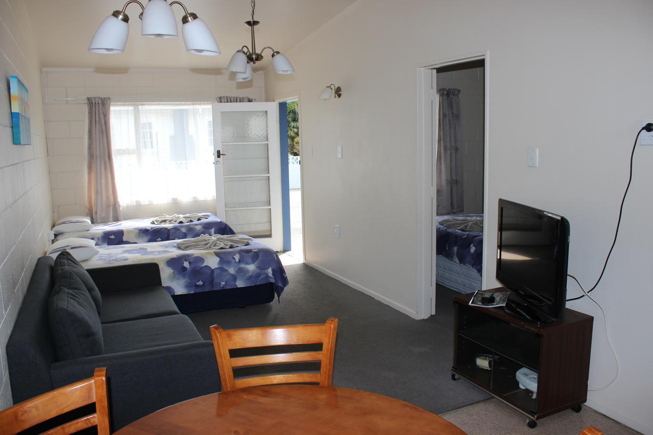Ranui Motel Опотики Екстериор снимка